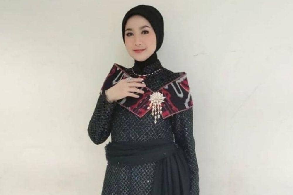 instagram.com/desyratnasarifans