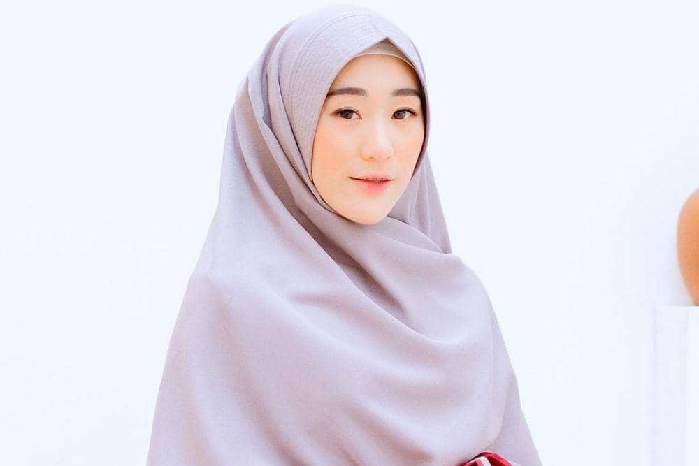 instagram.com/larissachou