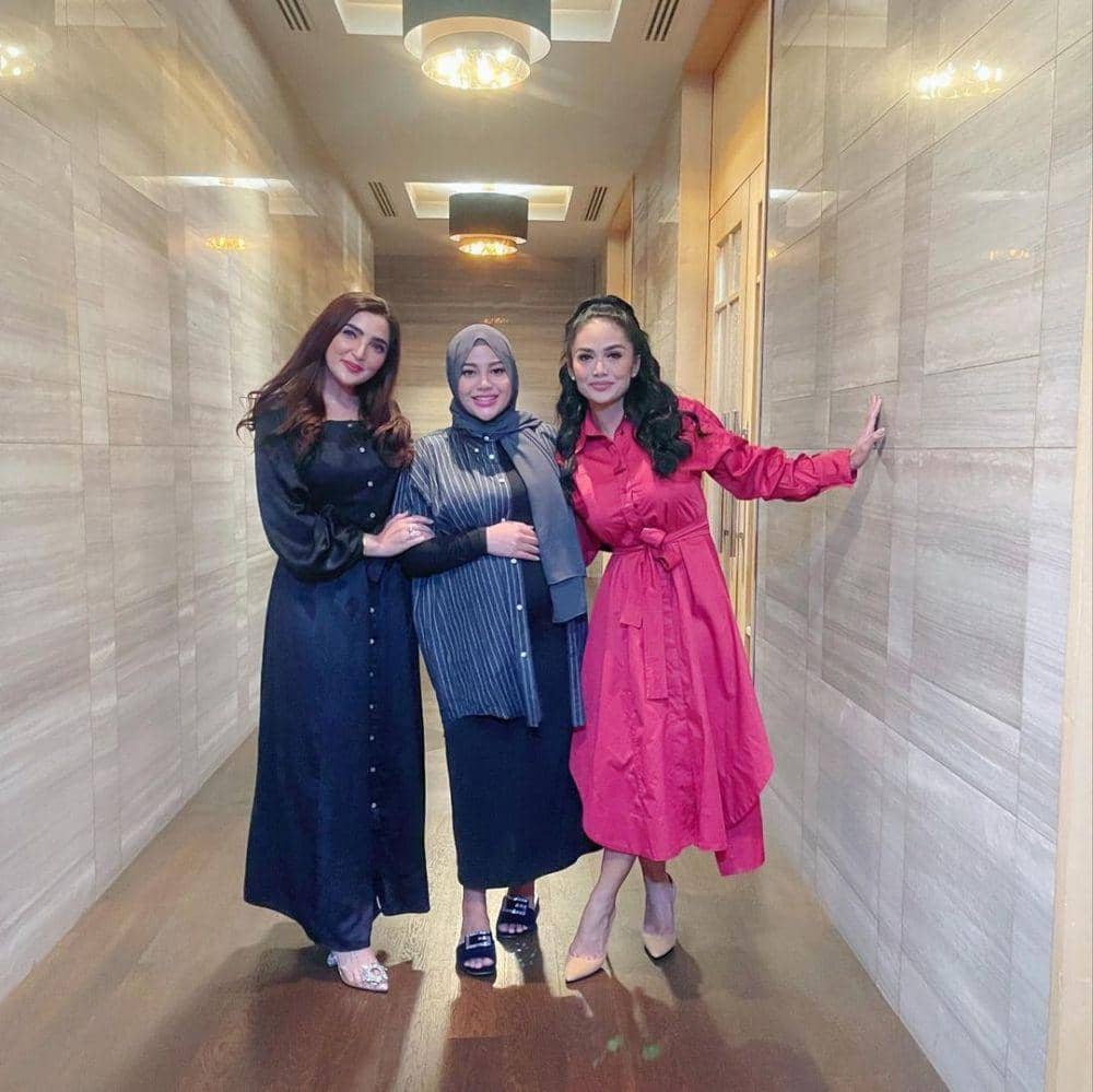 Instagram.com/krisdayantilemos