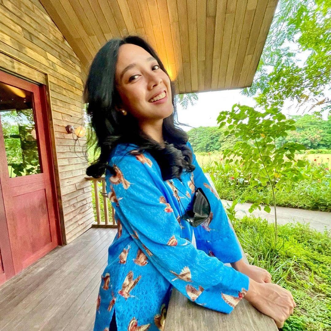 instagram.com/dea_ananda/