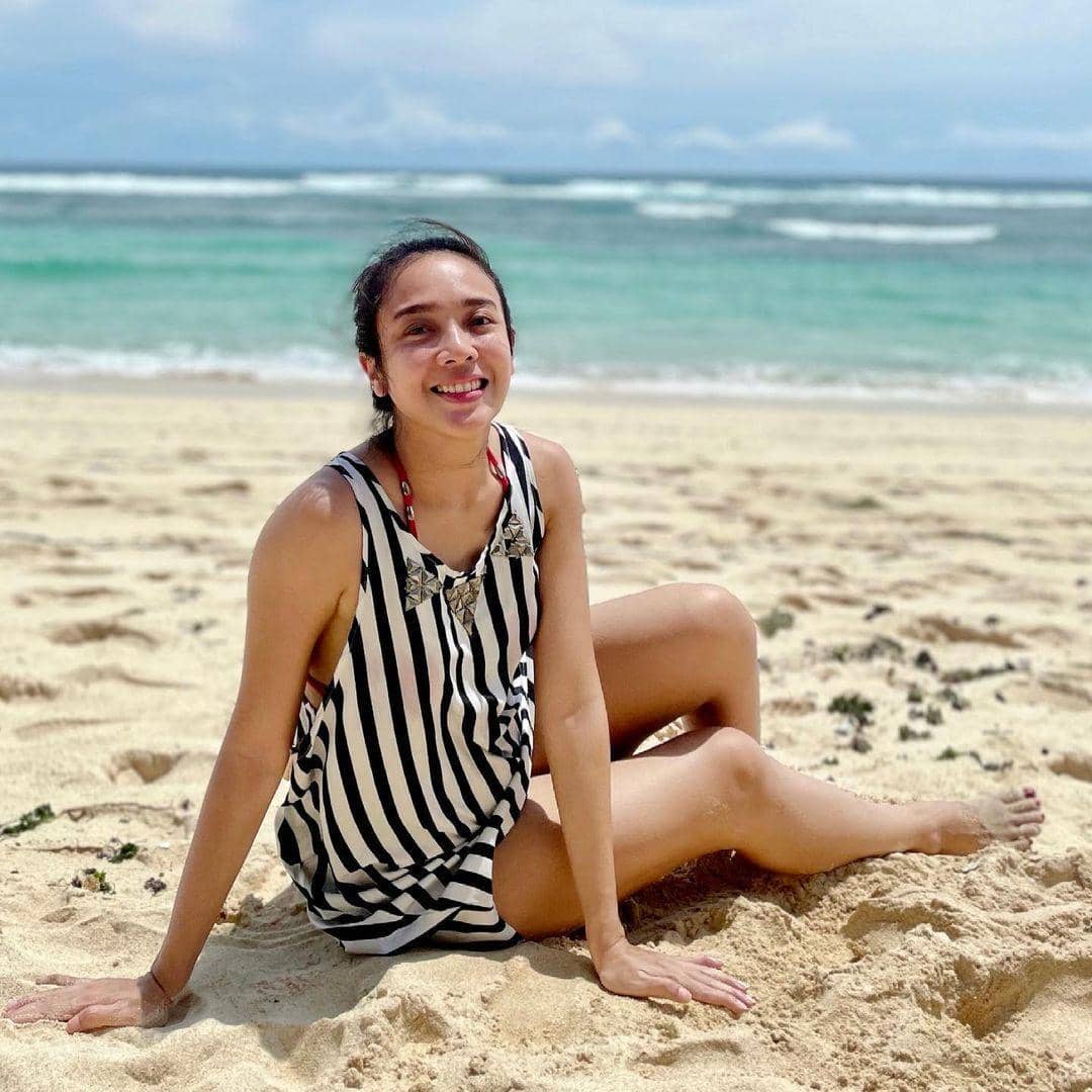 instagram.com/dea_ananda