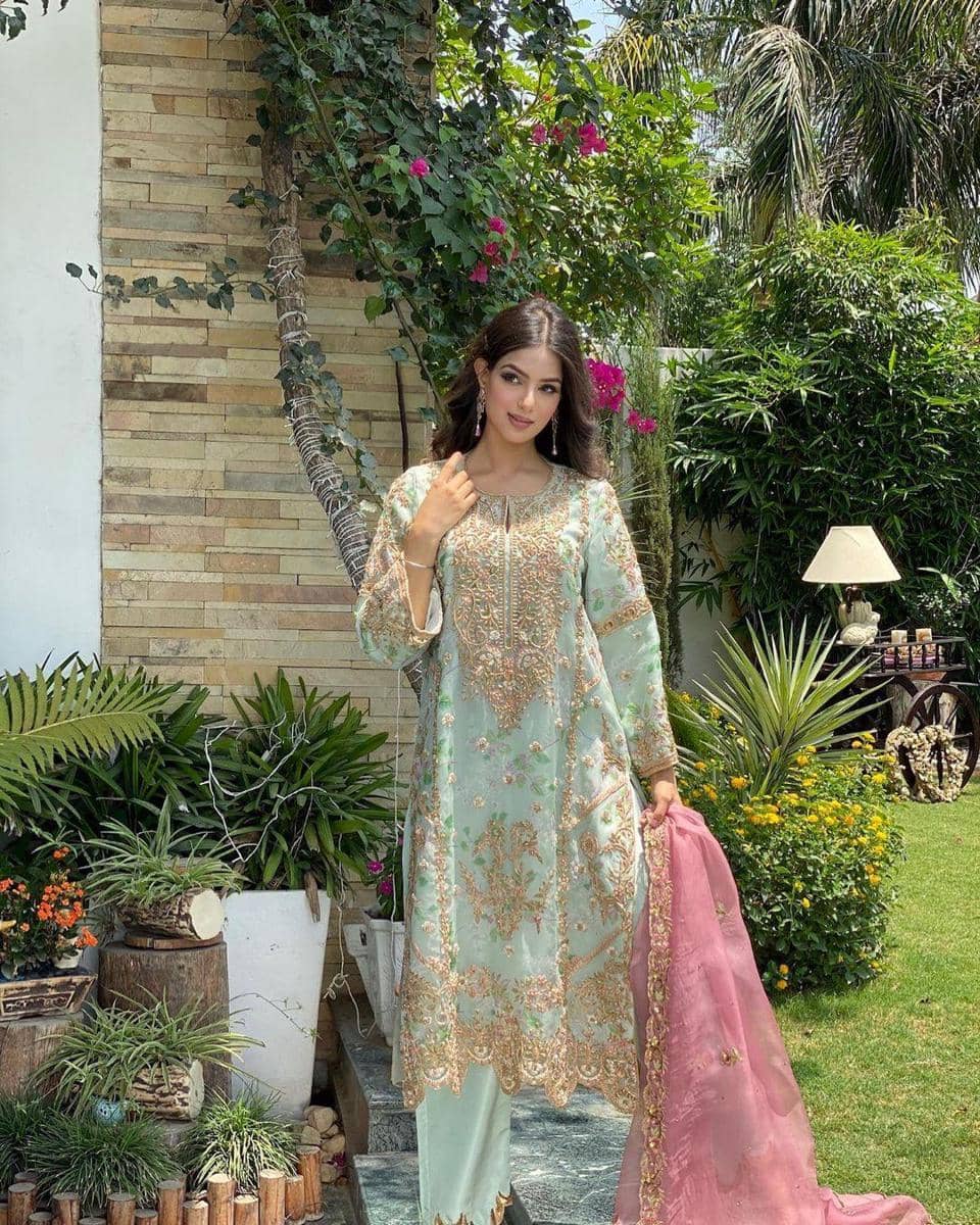 Instagram.com/Harnaazsandhu_03