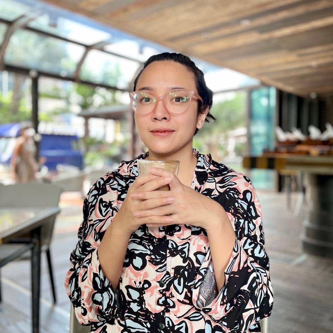 instagram.com/dea_ananda/