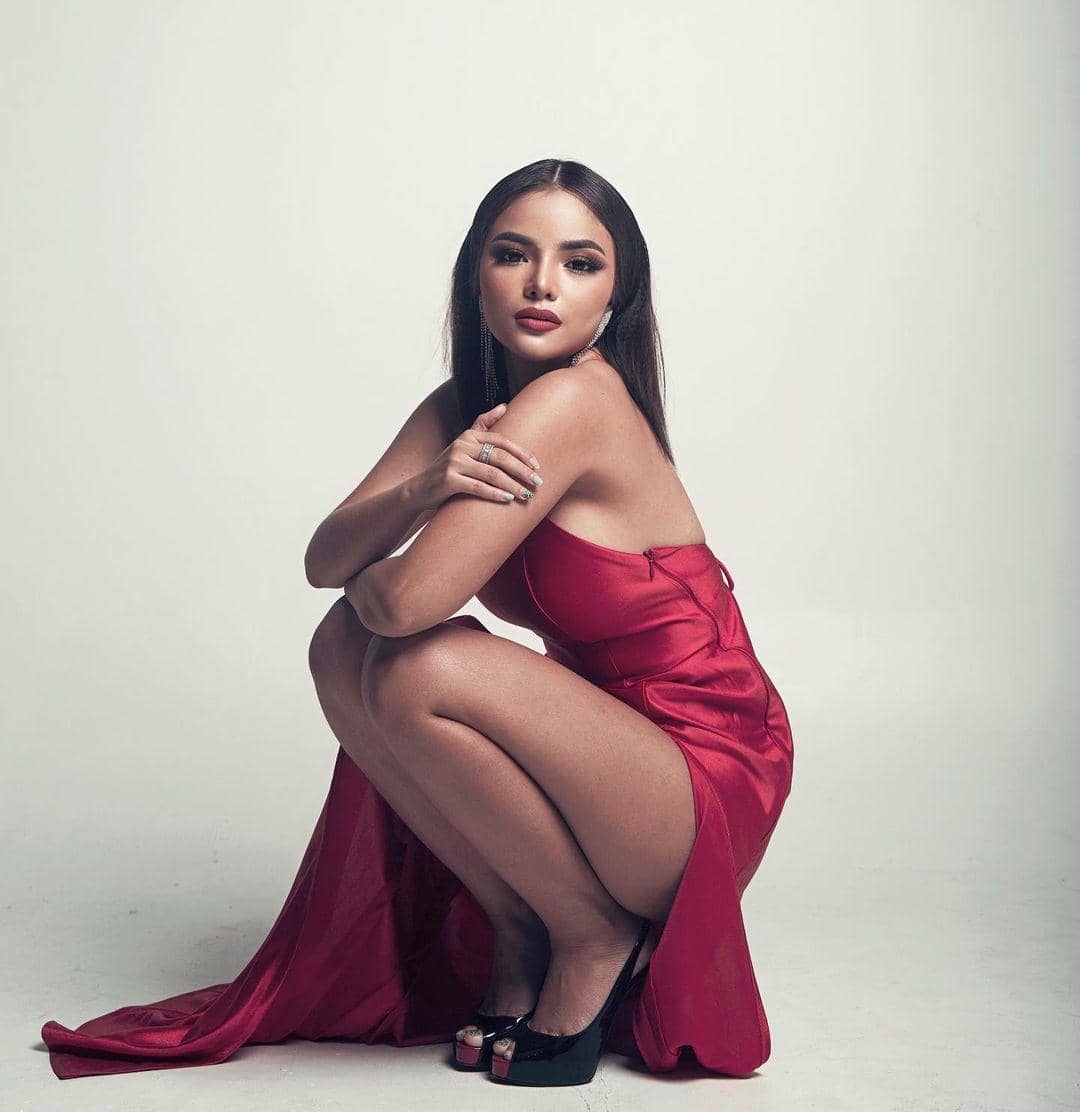 instagram.com/dinar_candy