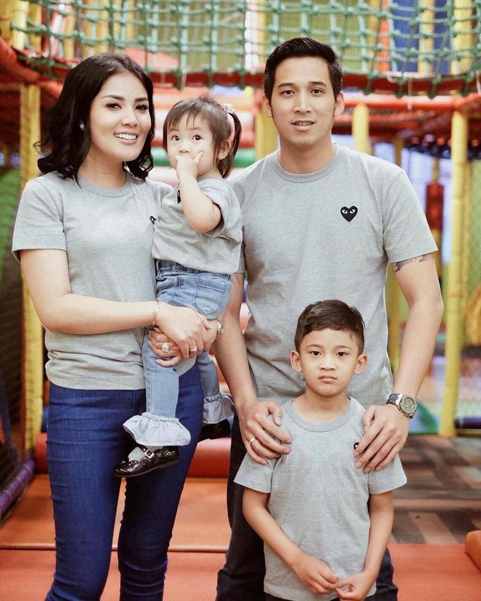 Instagram.com/nindyayunda