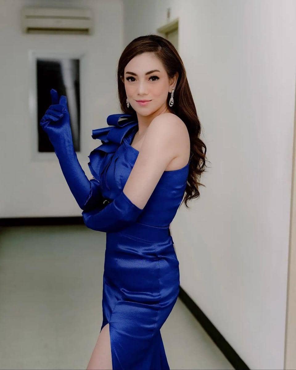 instagram.com/celine_evangelista/