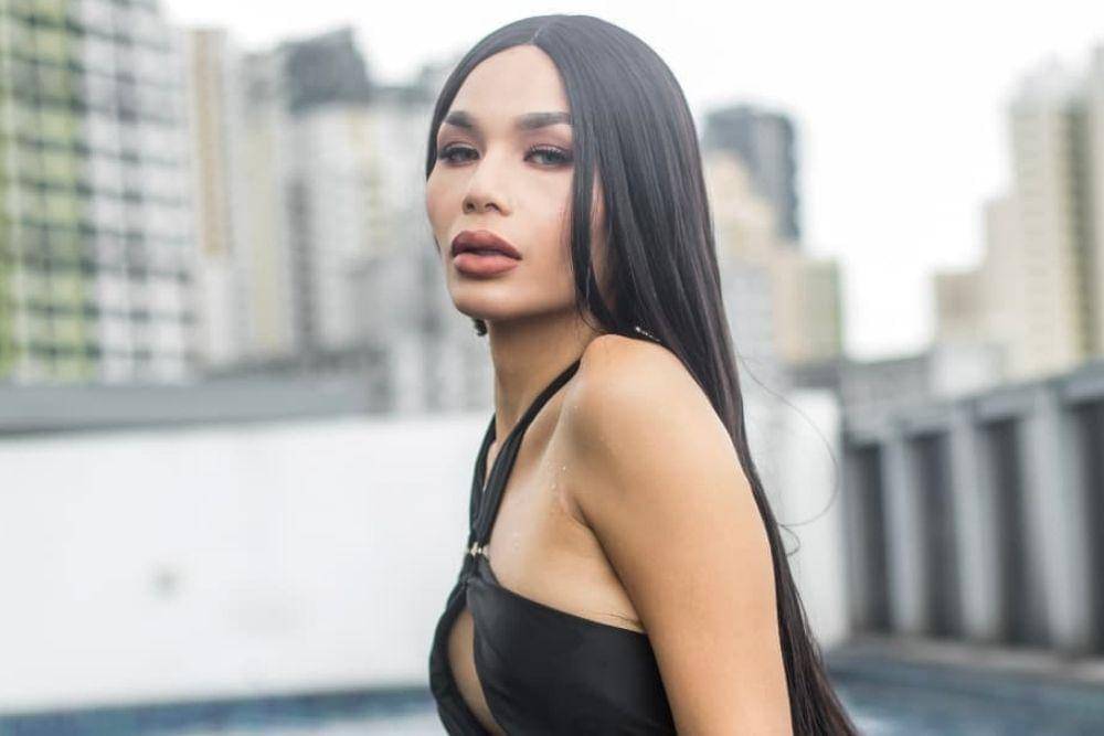 Kokrakli qora semiz ayol sikiladi (foto) Natasha Koroleva va Tarzan seks video