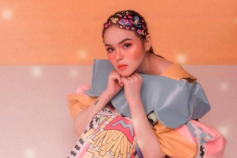 instagram.com/edlnlaura