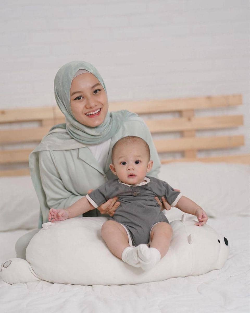 instagram.com/dindahw