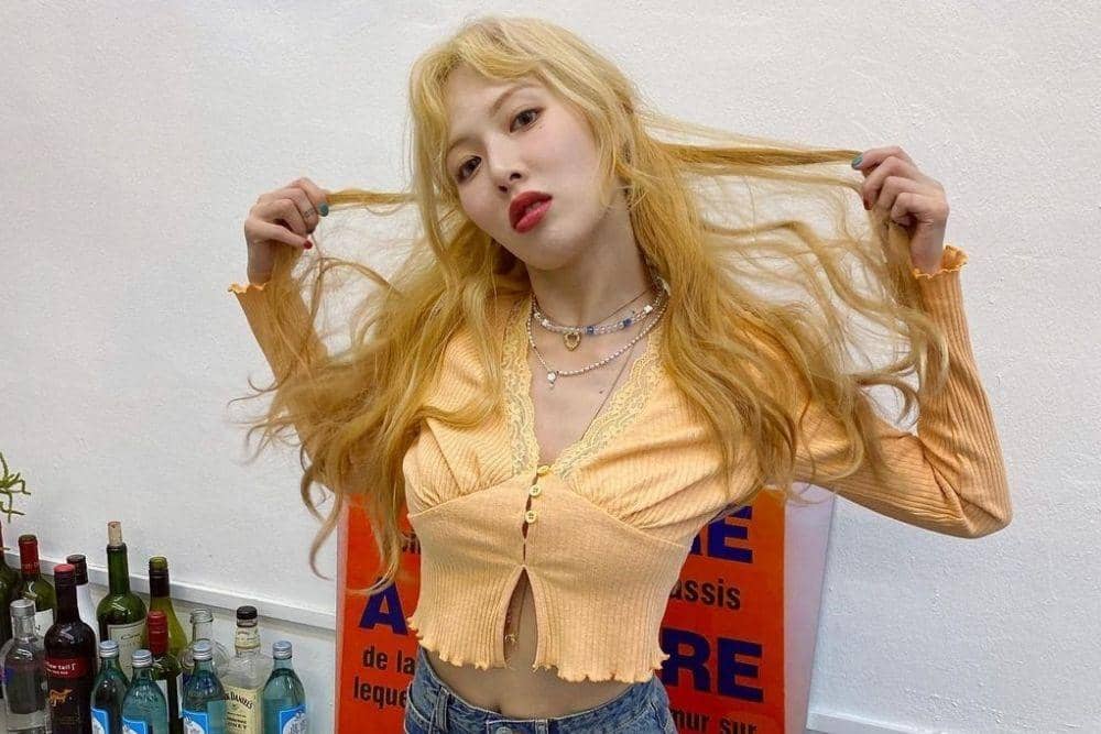 instagram.com/hyunah_aa