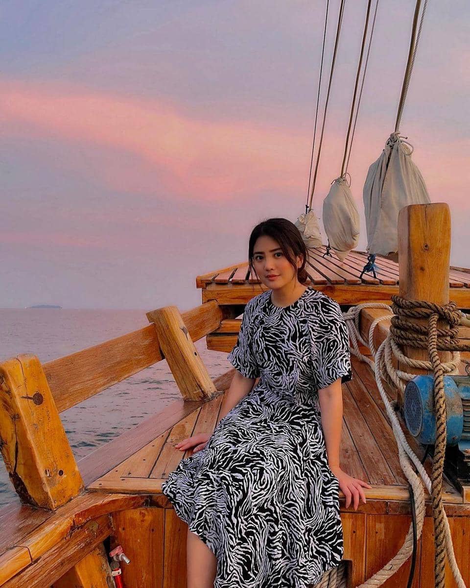 instagram.com/valenciatanoe/