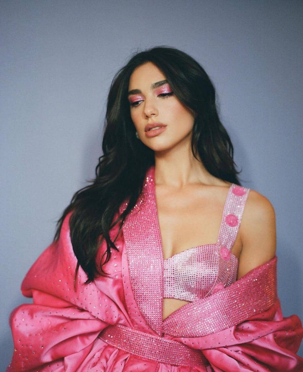 instagram.com/dualipa/