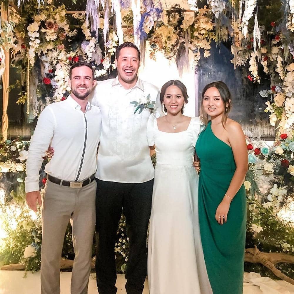 Instagram.com/emilylaras