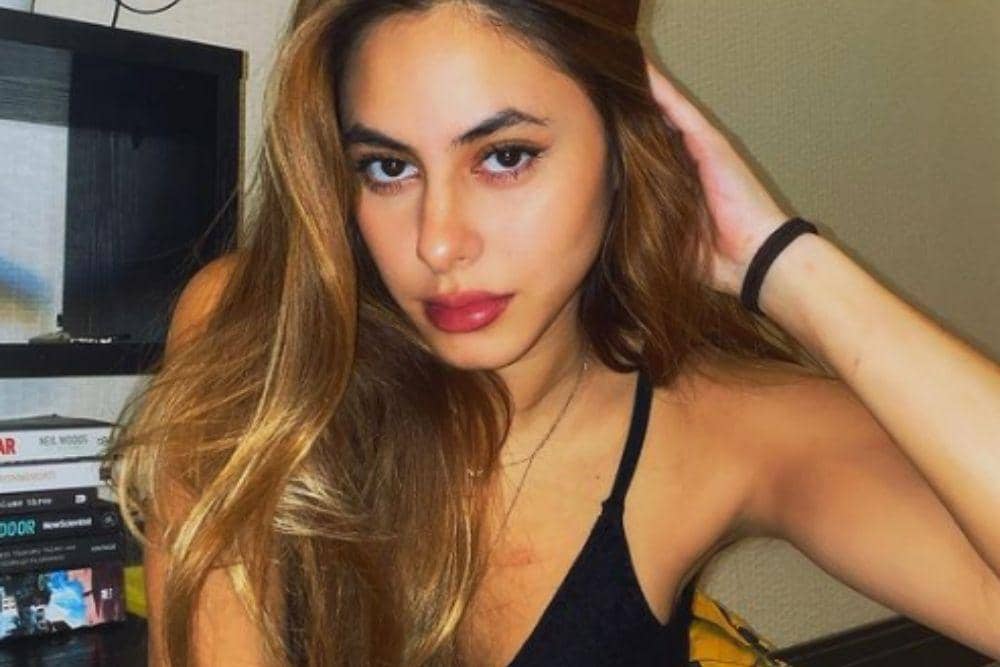 instagram.com/valerieethomas