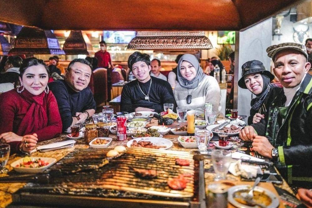 instagram.com/aurelie.hermansyah