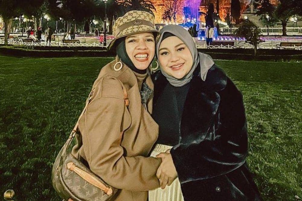 instagram.com/aurelie.hermansyah