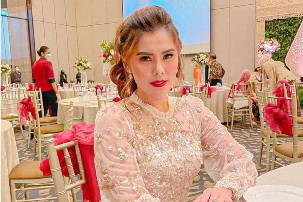 instagram.com/andininurmalasari_