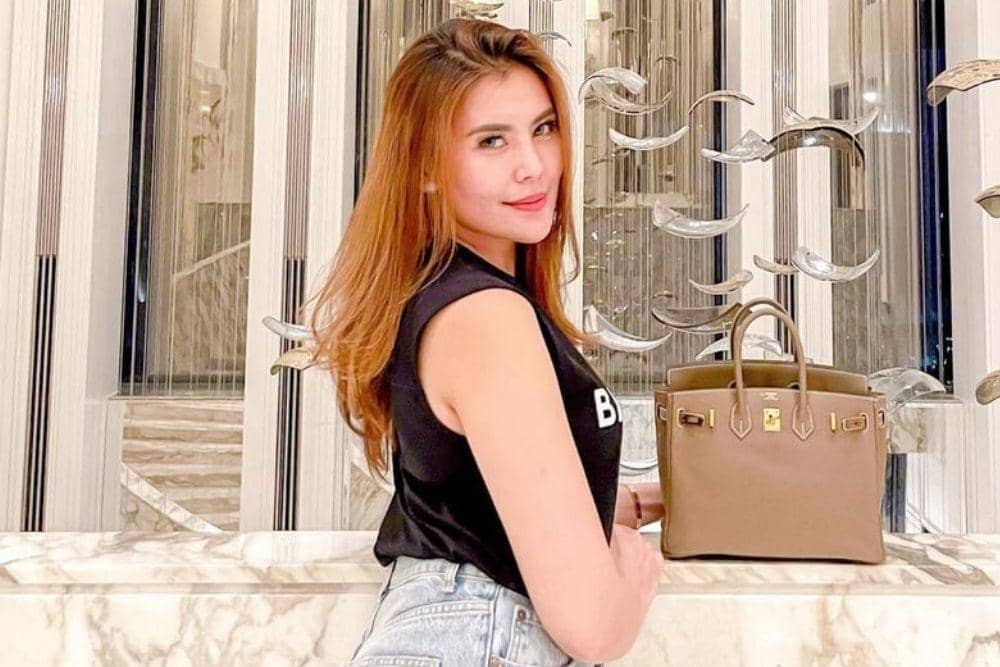 instagram.com/andininurmalasari_