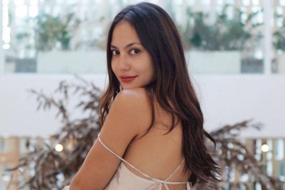 instagram.com/pevpearce