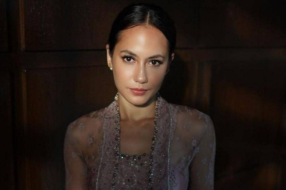 instagram.com/pevpearce