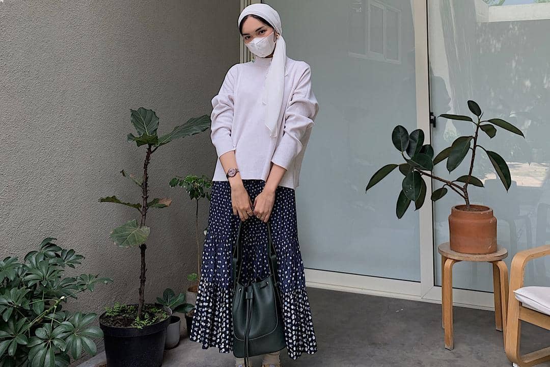 instagram.com/nisakhairunis