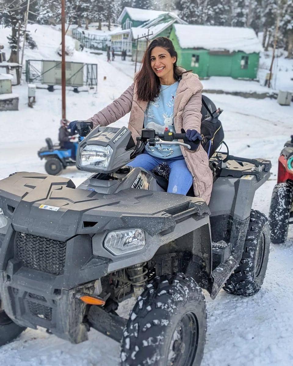 instagram.com/aahanakumra