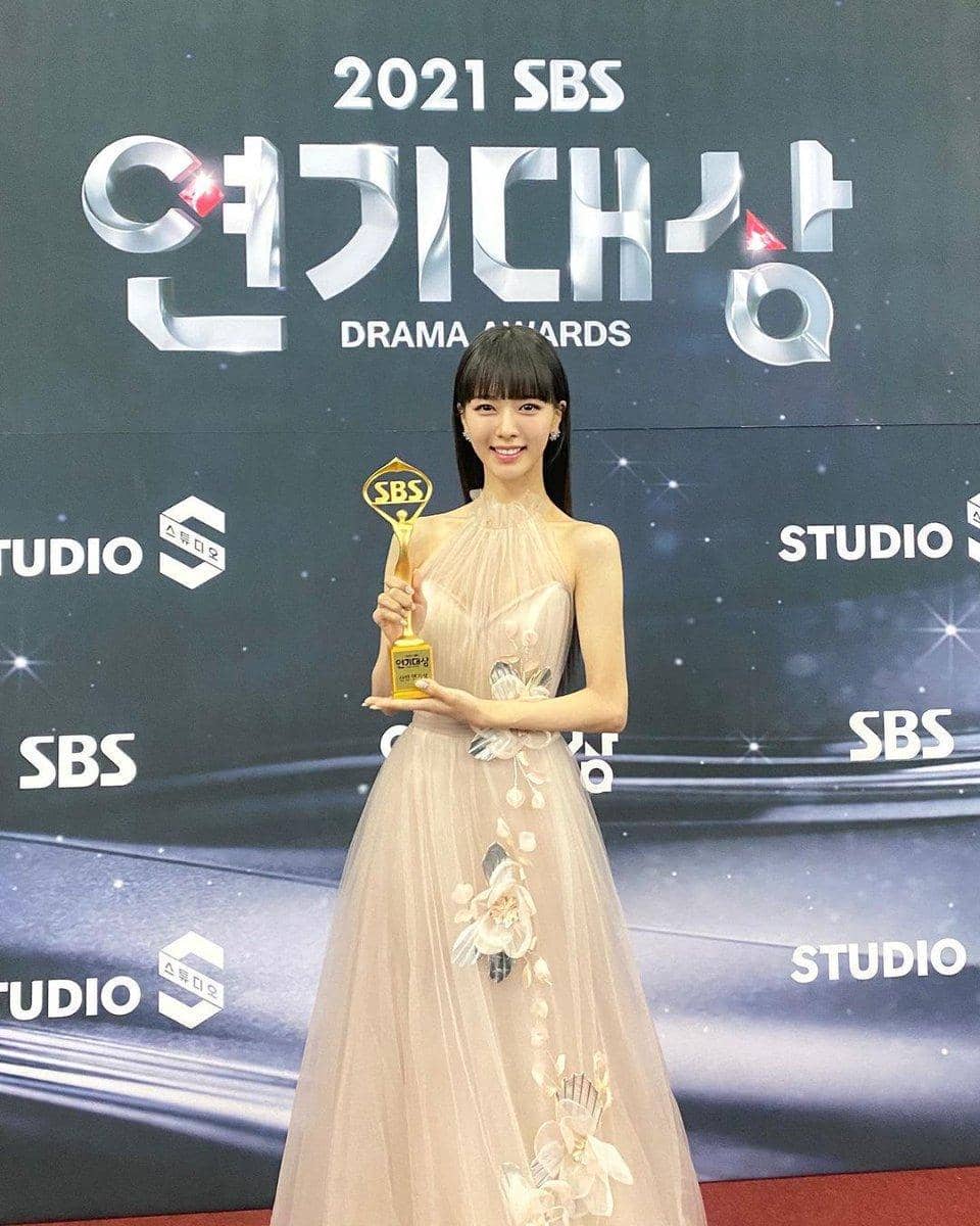 instagram.com/jeongeuiyam