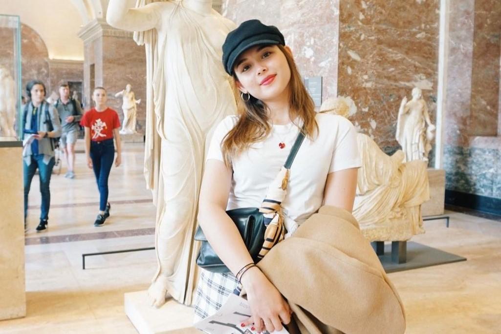 Intip Gaya Greta Iren, Kakak Edelenyi Laura Anna yang Curi Perhatian
