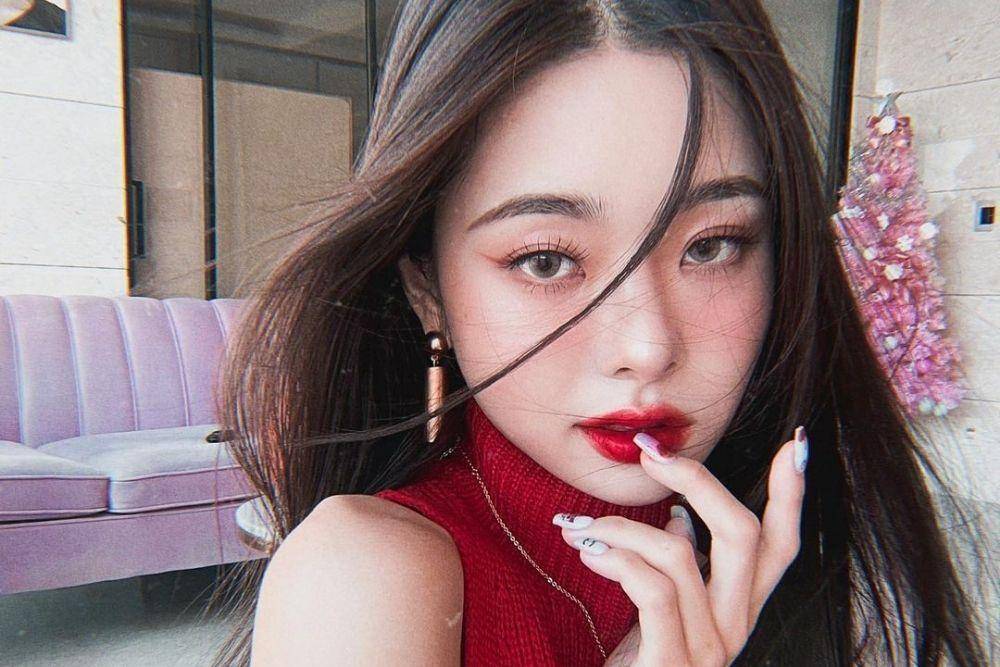 Potret Song Ji A, Bintang ‘Single’s Inferno’ yang Standout dan Seksi!