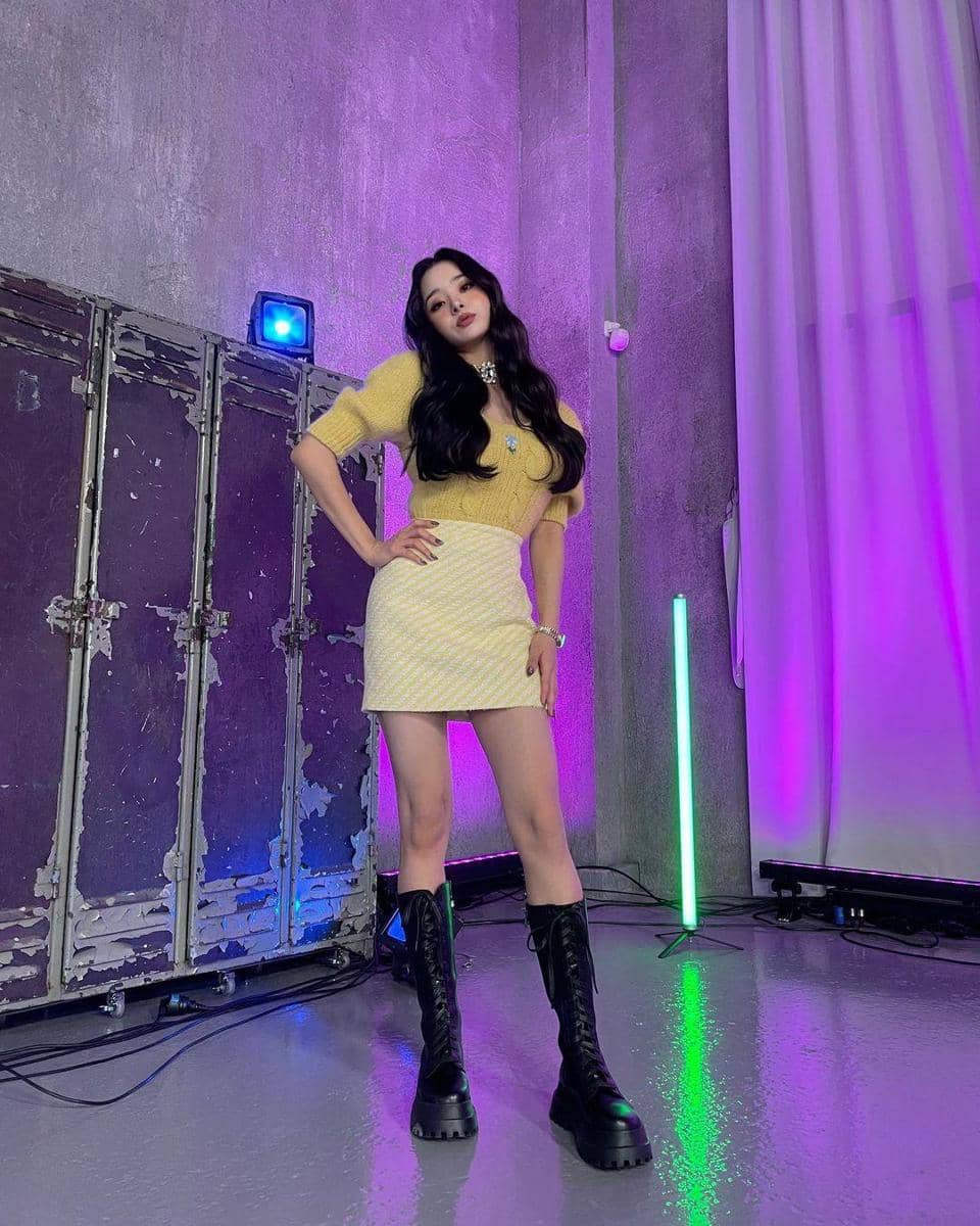 instagram.com/dear.zia