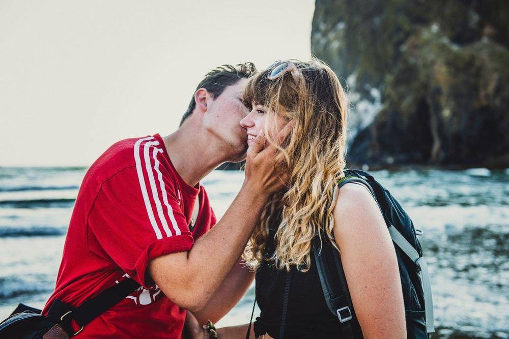 Sudah Lama Menikah? Ini 5 Cara Menaikkan Lagi Kadar Cinta Pasangan