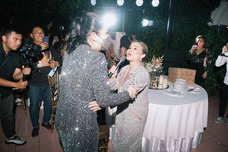 Instagram.com/nindyayunda