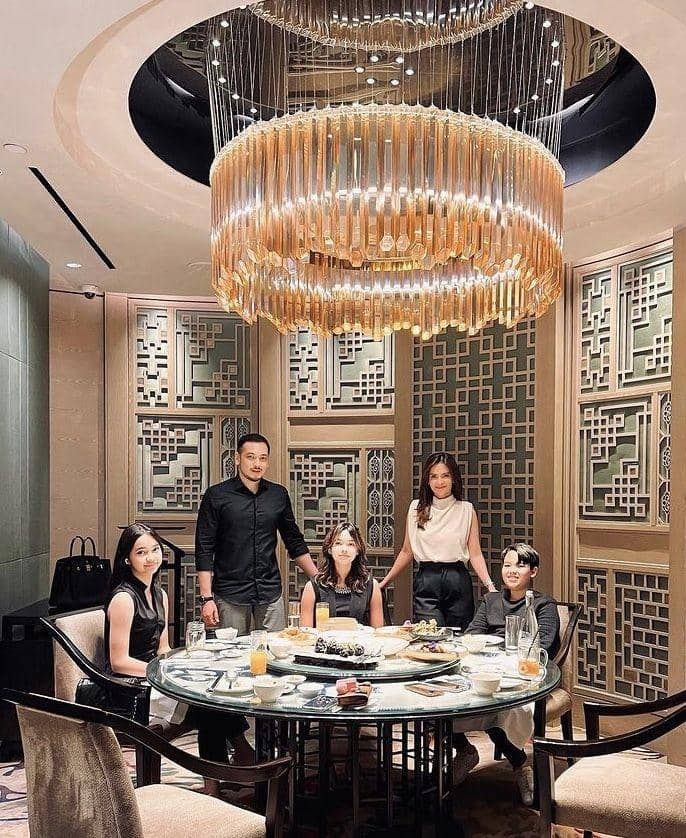 Instagram.com/cuttaryofficial