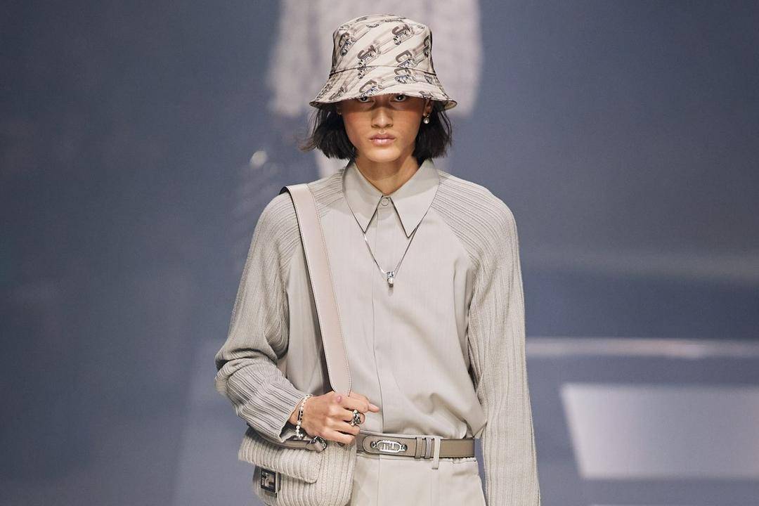 Gaya Rizal Rama, Model Surabaya yang 'Jalan' di Milan Fashion Week