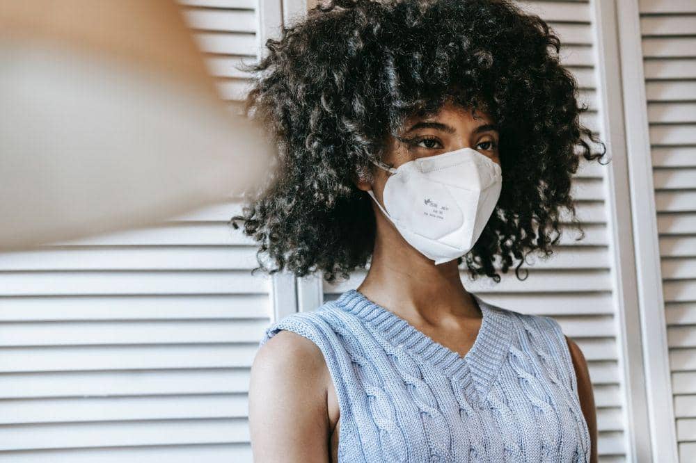 ilustrasi masker KN95 (pexels.com/Sora Shimazaki)