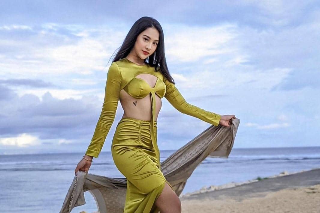 instagram.com/anyageraldine