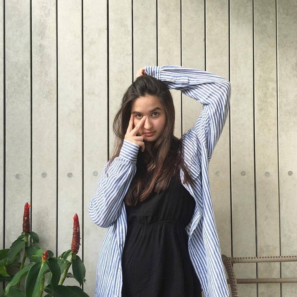 Instagram.com/stephaniepoetri