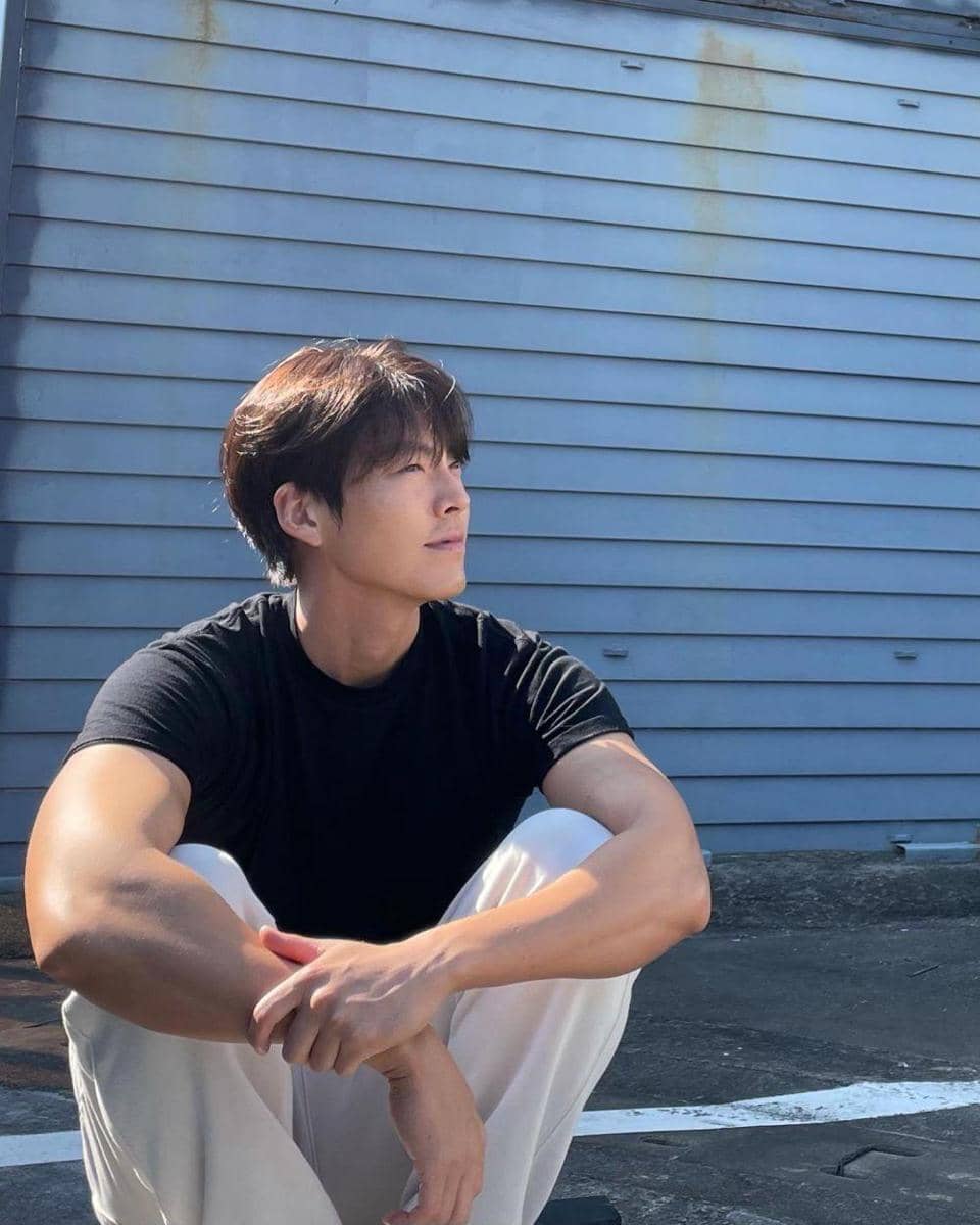 Instagram.com/____kimwoobin