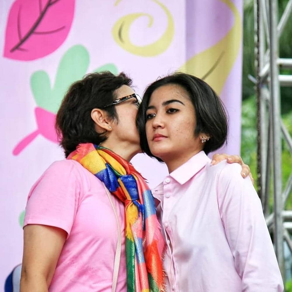 Instagram.com/na_nurularifin