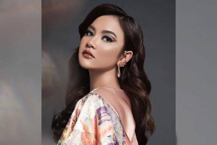 instagram.com/mahaliniraharja/