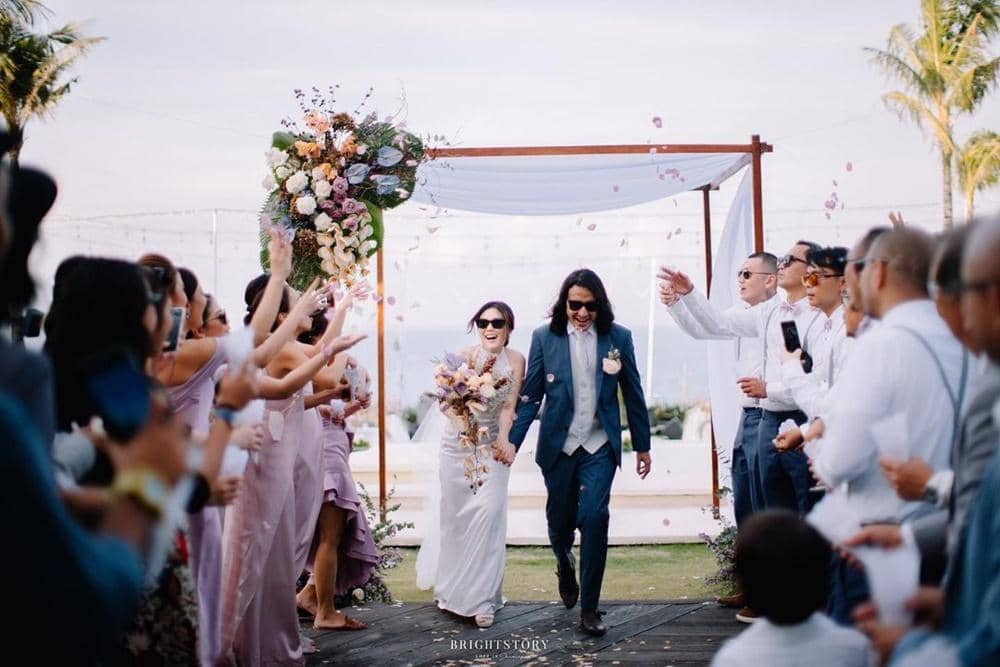 Instagram.com/thebrightstory