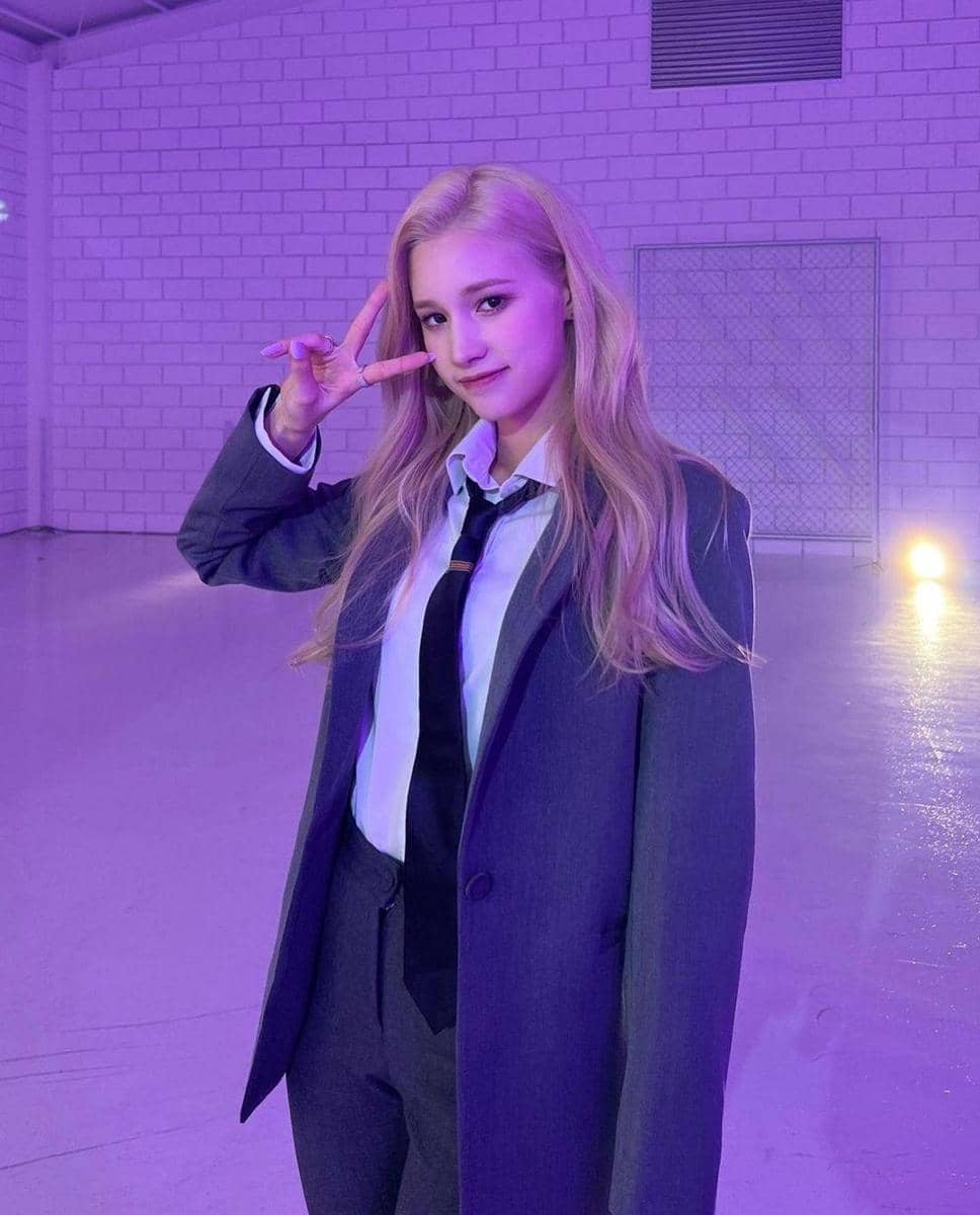 instagram.com/huening.bahiye