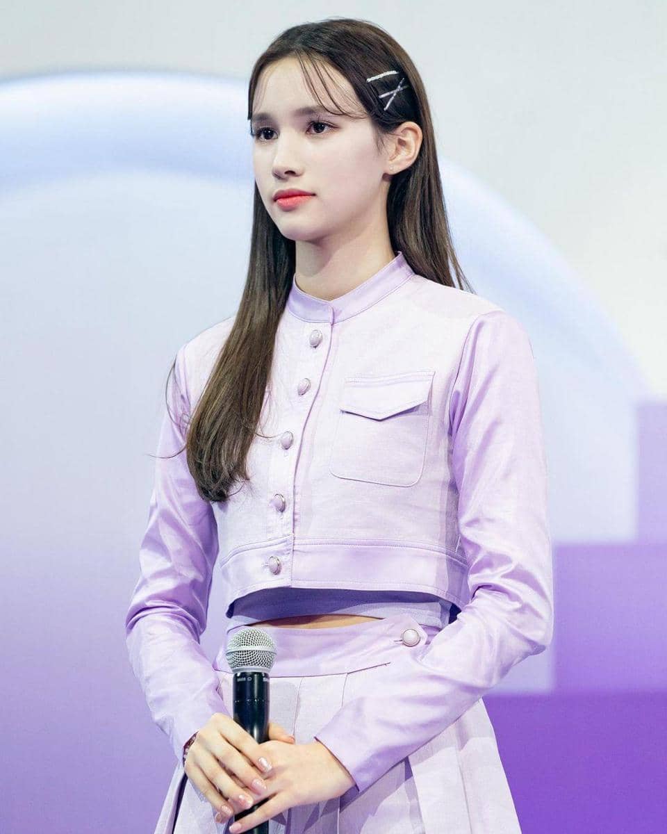 instagram.com/huening.bahiye