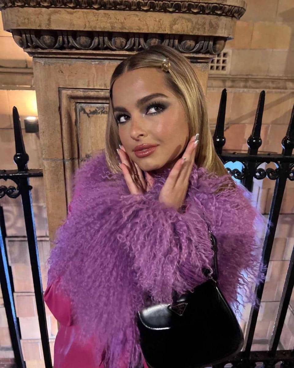 instagram.com/addisonraee