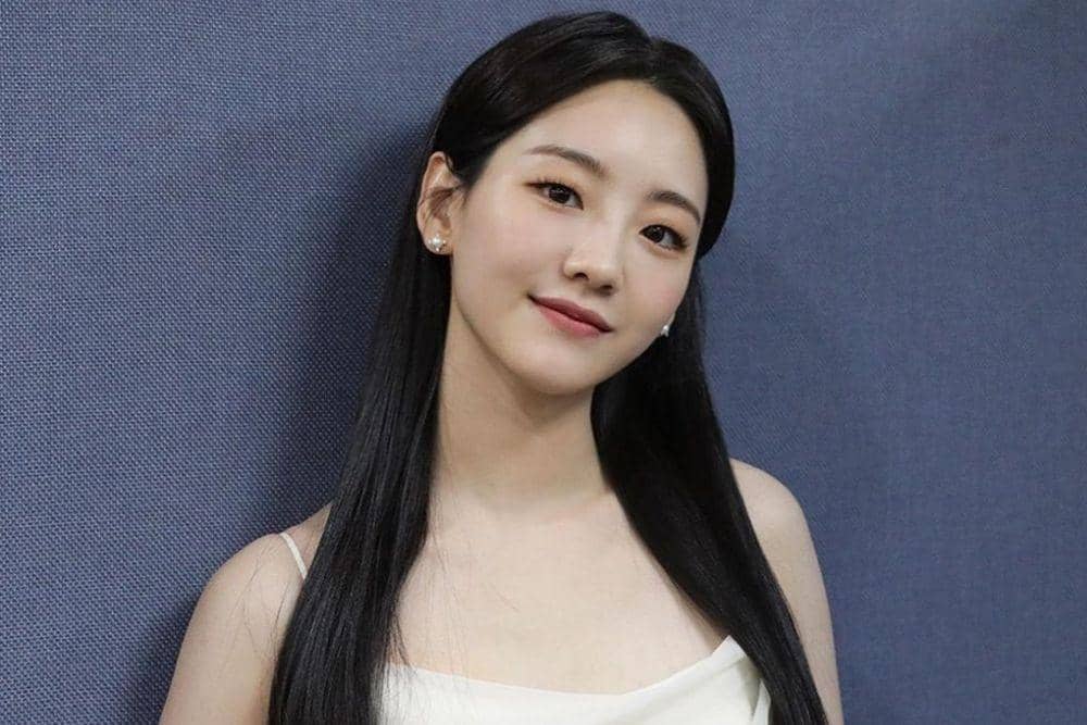 instagram.com/yihyun_1208