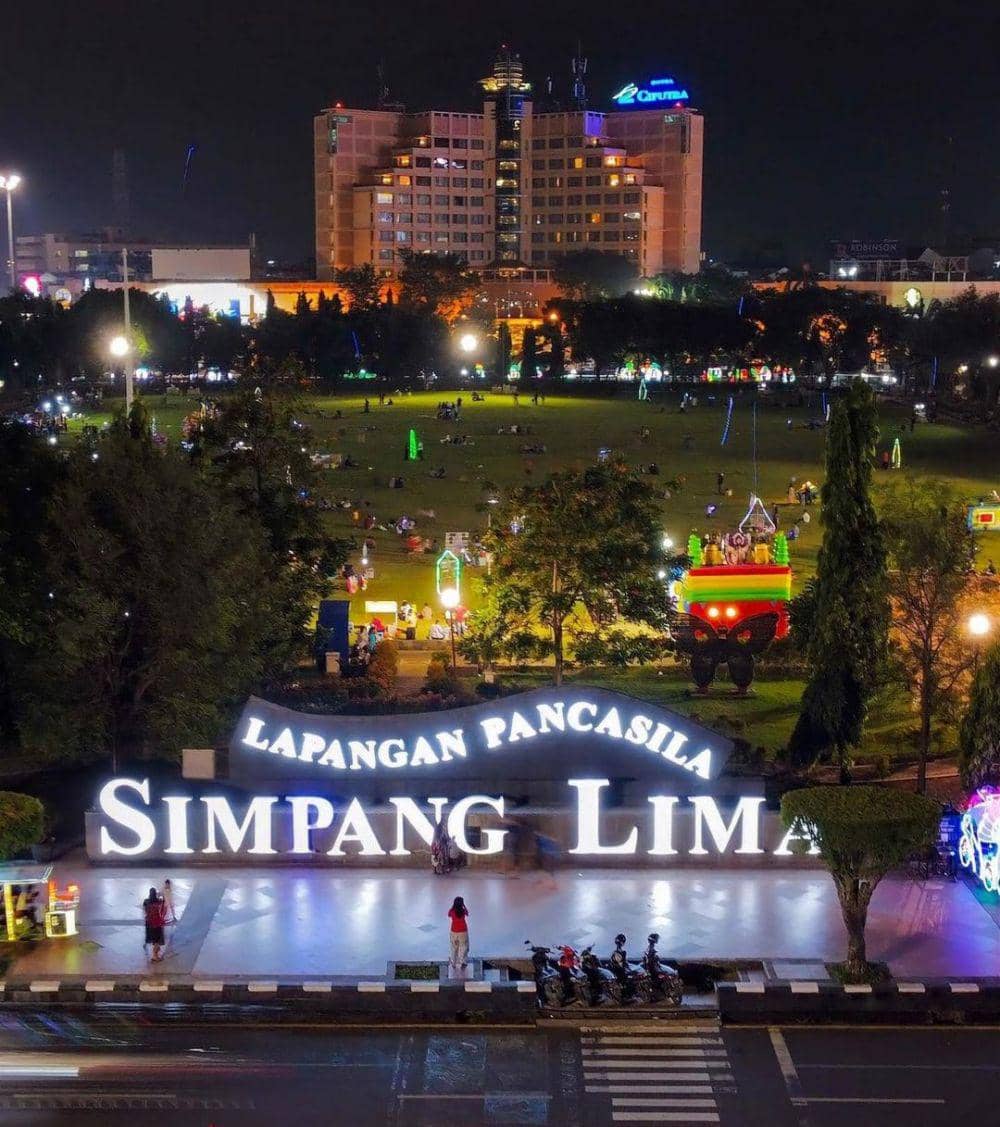 Simpang Lima Semarang