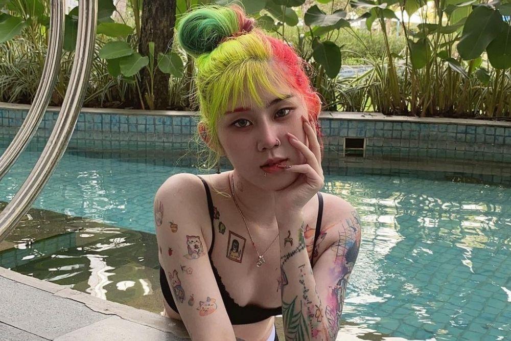 Potret Listy Chan, Mantan Pacar Ericko Lim yang Edgy dan Bertato