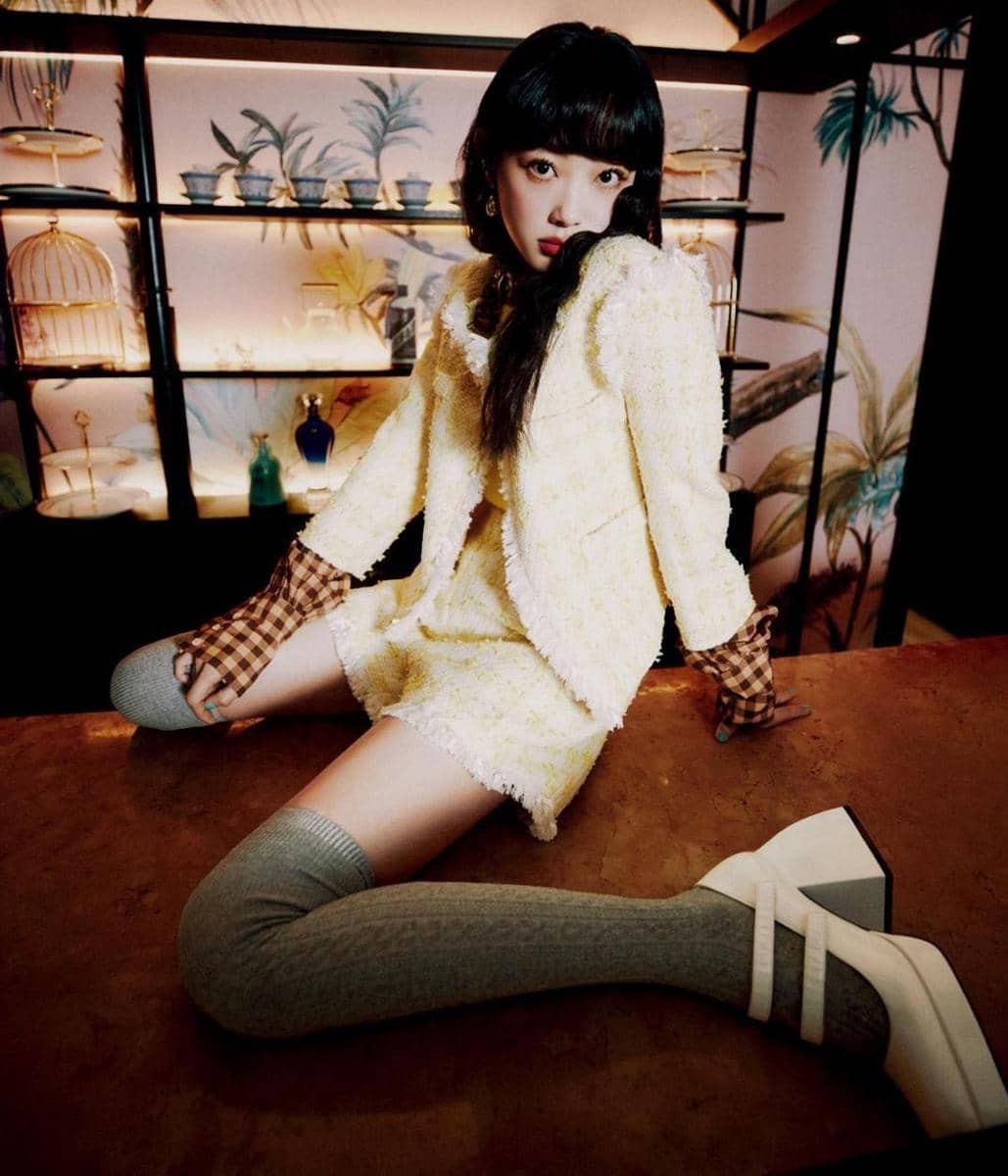 instagram.com/leeyoum262