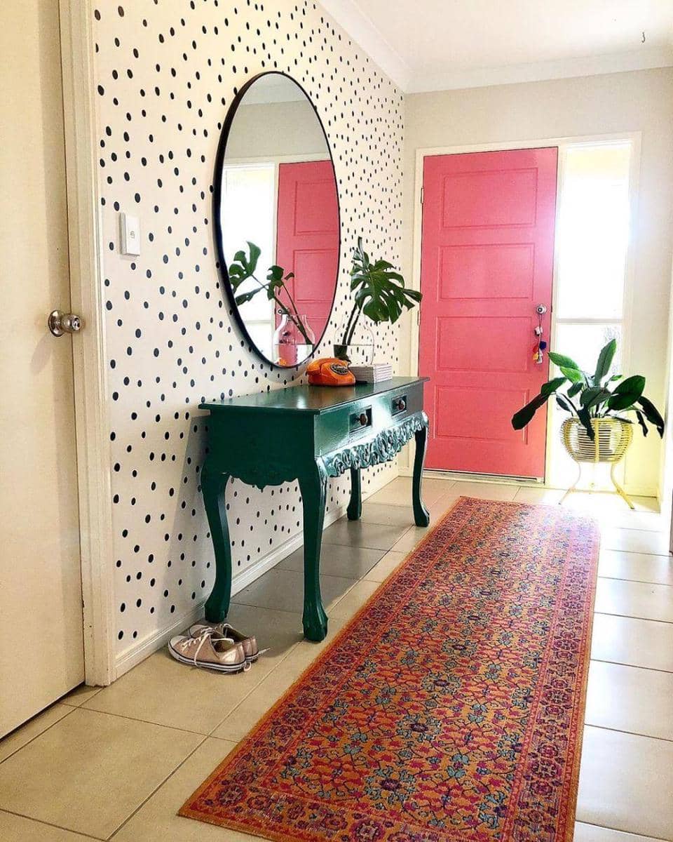 instagram.com/lizzyhigham_interiorstyling