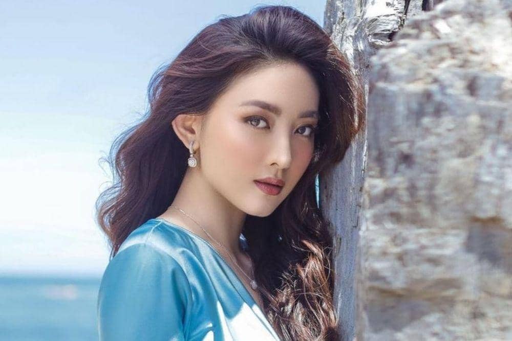 instagram.com/natashawilona12